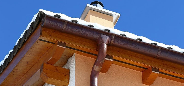 Hanging Rain Gutters Installation in Fort Worth, TX